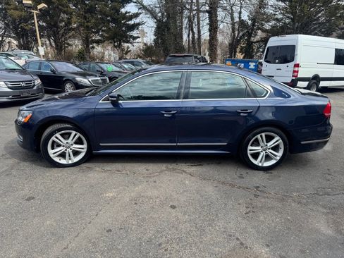 Used 2014 Volkswagen Passat 1.8T SEL Premium image 4
