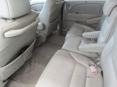 Used 2008 Honda Odyssey Touring image 23