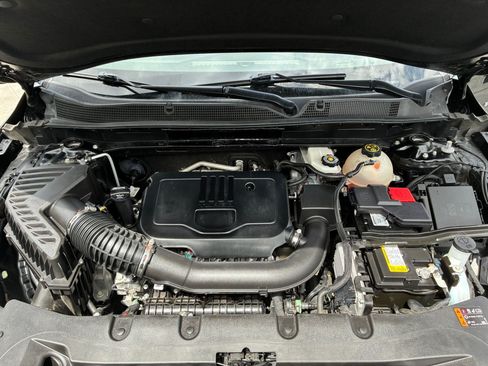 Used 2023 Chevrolet Blazer LT FWD image 32