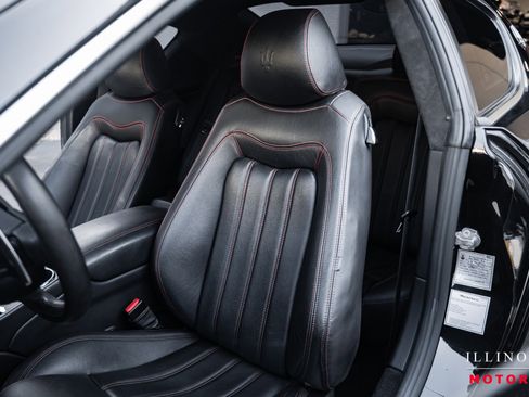 Used 2011 Maserati GranTurismo S image 20