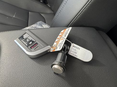 Used 2025 Acura Integra FWD image 3