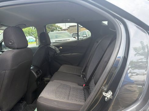 Used 2023 Chevrolet Equinox LT FWD image 22