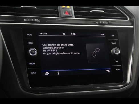 Certified 2024 Volkswagen Tiguan SE R-Line AWD/4WD image 11
