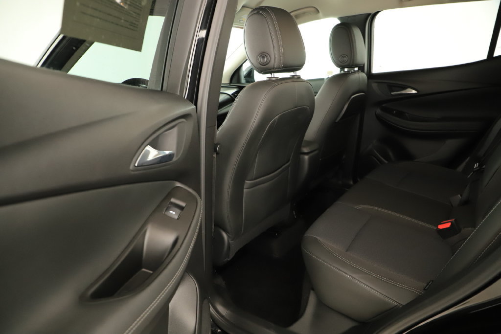 Used 2021 Buick Encore GX Select FWD image 25