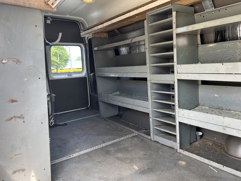 Used 2013 Ford E-250 and Econoline 250 Extended w/ PWR Group RWD image 23