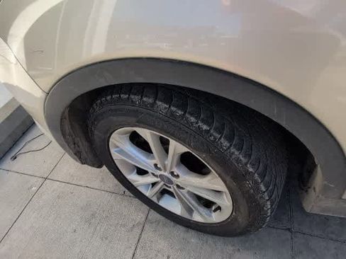 Used 2017 Ford Escape SE w/ Equipment Group 201A image 11