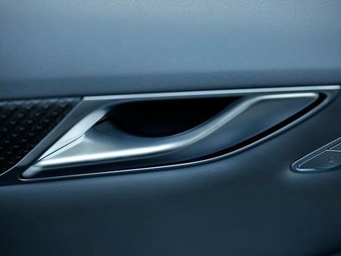 New 2026 Genesis G80 3.5T Sport Prestige image 17