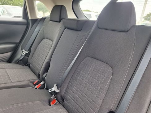 Used 2025 Honda HR-V LX image 22