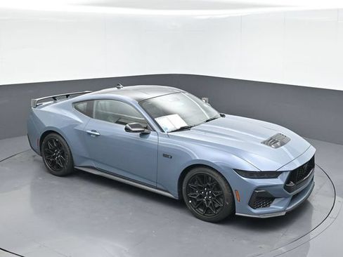 Used 2025 Ford Mustang GT Premium w/ GT Performance Package RWD image 36
