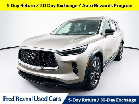 Used 2023 INFINITI QX60 Luxe w/ Performance Audio Package AWD/4WD image 4