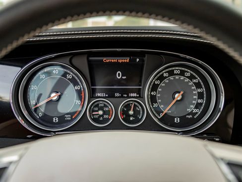 Used 2015 Bentley Continental GT image 20