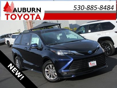 New 2025 Toyota Sienna XLE