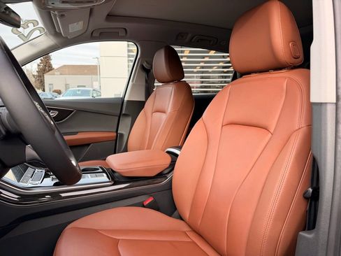 Certified 2023 Audi Q7 2.0T Premium w/ Convenience Package image 9
