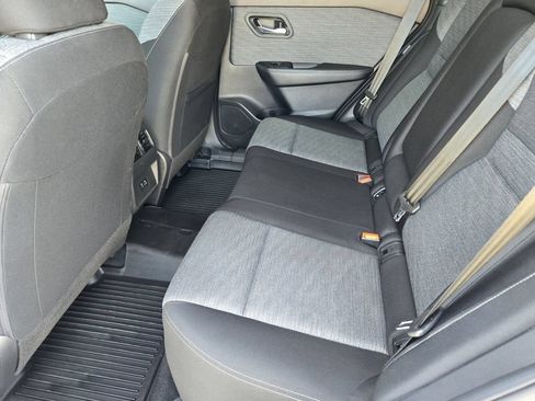 Certified 2023 Nissan Rogue SV AWD/4WD image 33