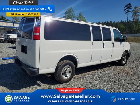 Used 2023 Chevrolet Express 3500 LS RWD image 4