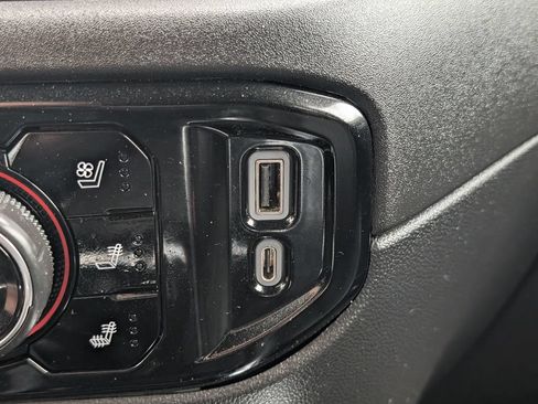 Used 2023 Chevrolet Silverado 1500 LTZ AWD/4WD image 20