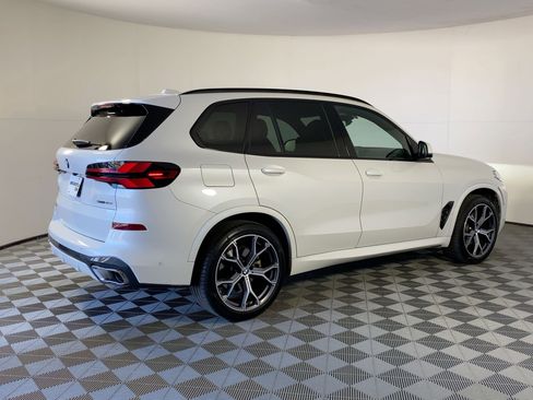 Certified 2024 BMW X5 sDrive40i w/ M Sport Package image 7