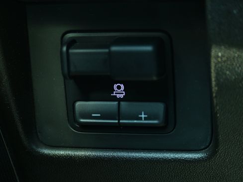 Used 2024 Chevrolet Colorado Trail Boss w/ Advanced Trailering Package image 23