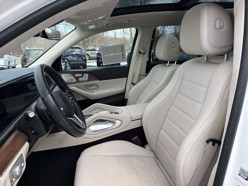 Used 2022 Mercedes-Benz GLS 450 GLS 450 image 9