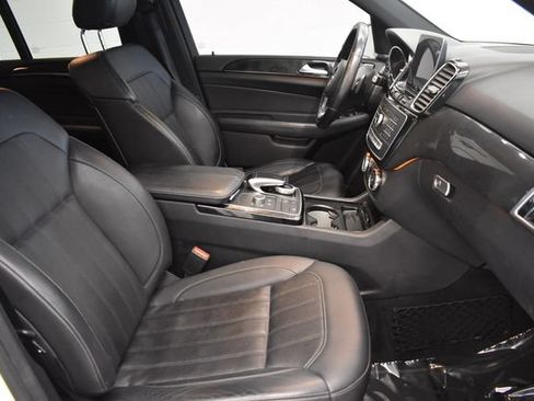Used 2018 Mercedes-Benz GLE 350 4MATIC image 19