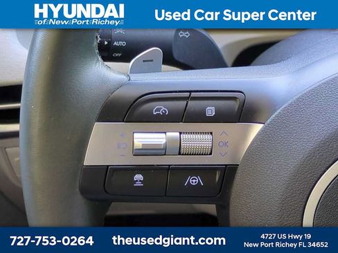 Used 2025 Hyundai Tucson Limited AWD/4WD image 30