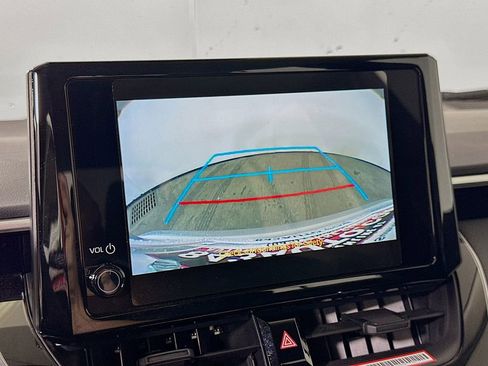 Used 2025 Toyota Corolla LE image 10