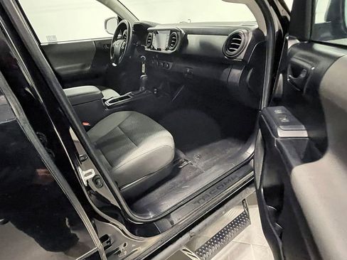 Used 2022 Toyota Tacoma SR image 28