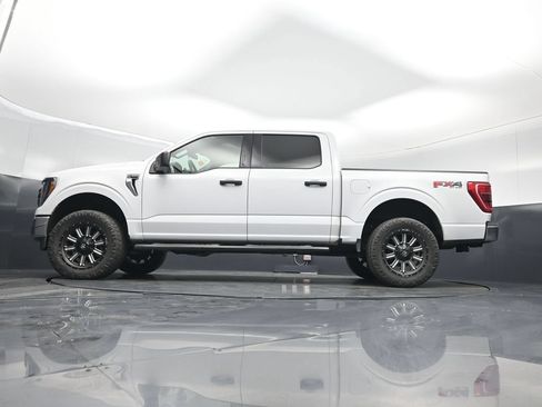 Used 2023 Ford F150 XLT w/ Equipment Group 301A Mid AWD/4WD image 7