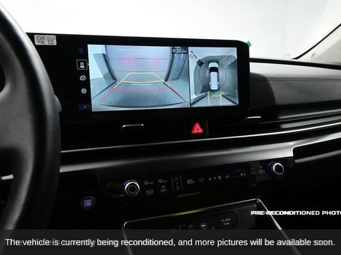 Used 2025 Kia Carnival SX Prestige FWD image 17