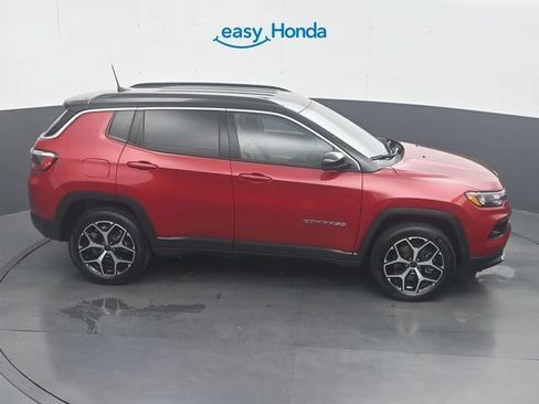Used 2025 Jeep Compass Limited AWD/4WD image 25