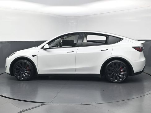 Used 2023 Tesla Model Y Performance AWD/4WD image 7