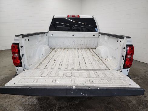 Used 2018 Chevrolet Silverado 1500 Custom w/ Custom Value Package AWD/4WD image 26