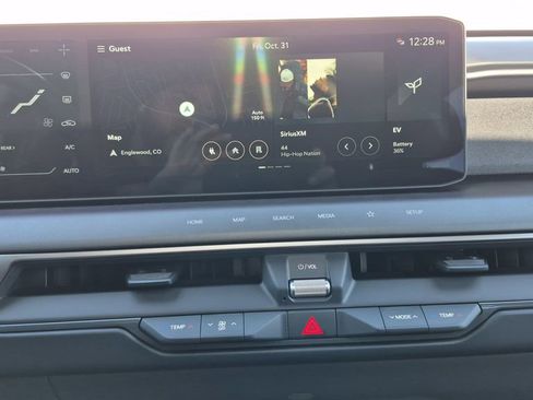 New 2026 Kia EV9 Wind image 8