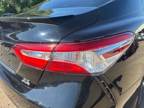 Used 2020 Toyota Camry SE w/ Cold Weather Package AWD/4WD image 8