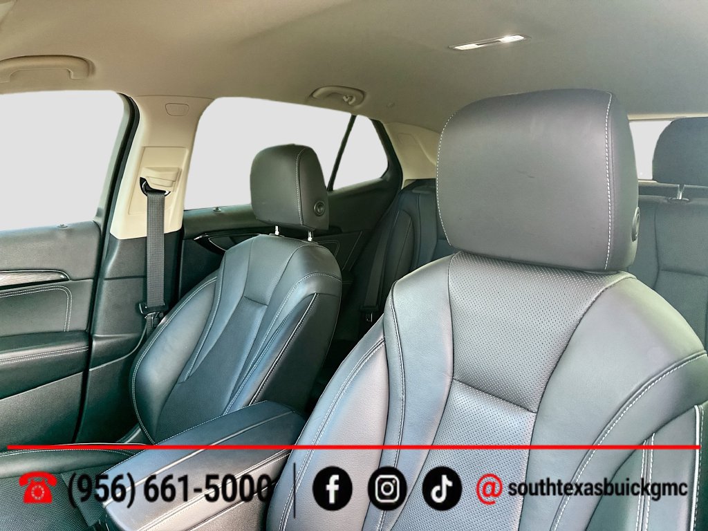 Used 2023 Buick Envision Essence AWD/4WD image 13