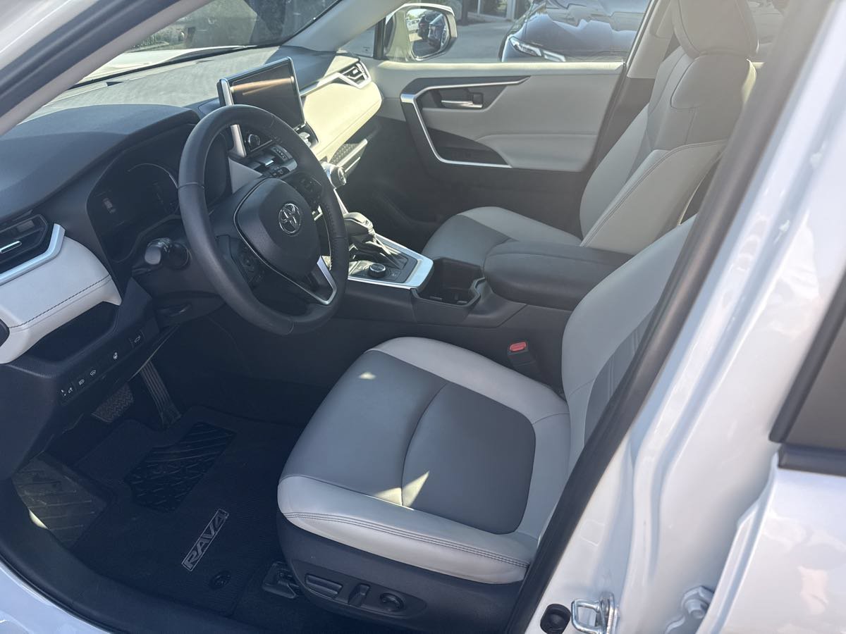 Used 2023 Toyota RAV4 XLE Premium AWD/4WD image 14