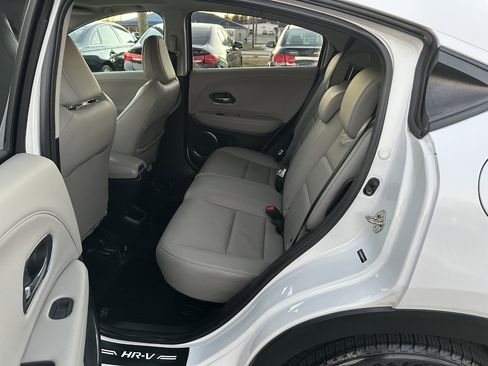 Used 2019 Honda HR-V EX-L image 9