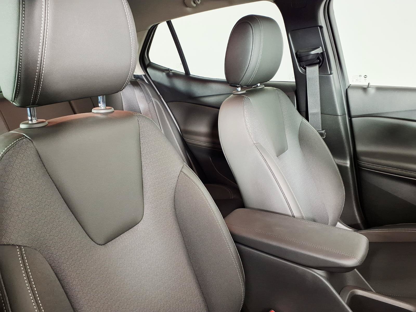 Used 2025 Buick Encore GX Preferred FWD image 10
