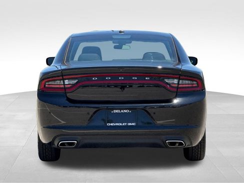 Used 2022 Dodge Charger SXT RWD image 4