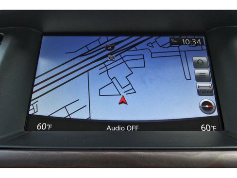Used 2019 Nissan Pathfinder FWD image 25