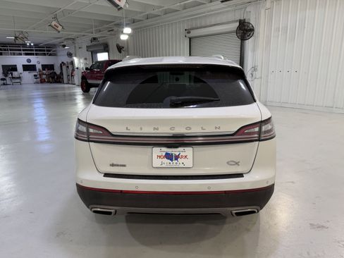 Used 2023 Lincoln Nautilus Reserve w/ Luxury Package FWD image 4