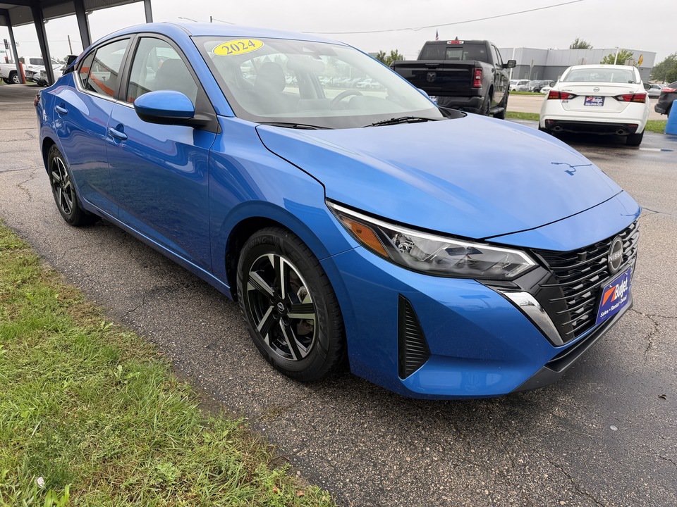 Used 2024 Nissan Sentra SV FWD image 7