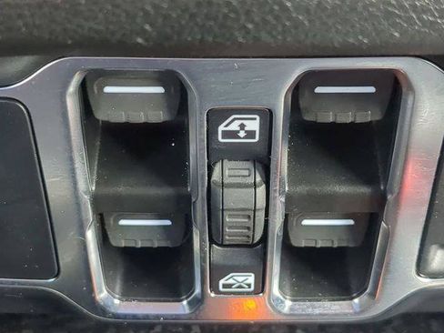 Certified 2024 Jeep Wrangler Unlimited Sport AWD/4WD image 25