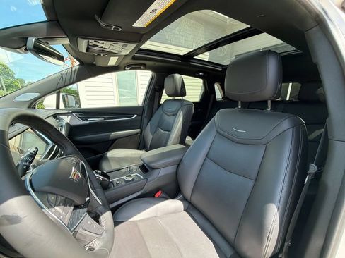 Used 2025 Cadillac XT5 Premium Luxury AWD/4WD image 12