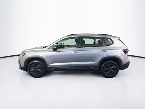 Used 2025 Volkswagen Taos S FWD image 4