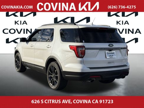 Used 2018 Ford Explorer XLT w/ Equipment Group 202A image 6