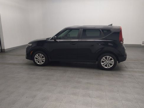 Used 2020 Kia Soul LX image 3