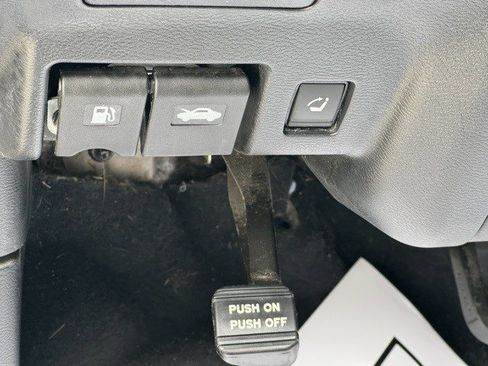 Used 2017 Nissan Murano Platinum w/ Platinum Technology Package image 14