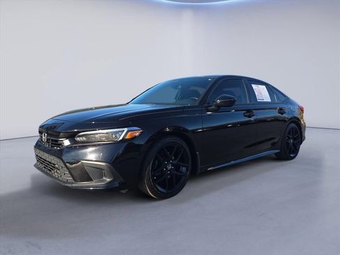 Used 2023 Honda Civic Sport image 1