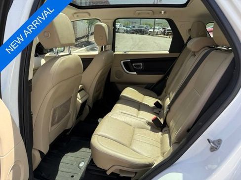 Used 2017 Land Rover Discovery Sport HSE AWD/4WD image 13